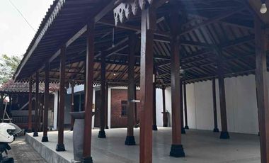 rumah joglo cantik untuk usaha kuliner di jalan utama ring road bantul kota, jogja