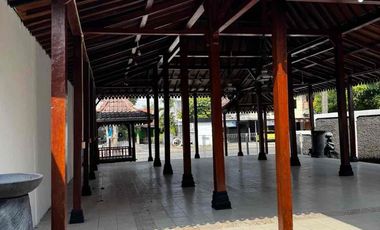 rumah joglo cantik untuk usaha kuliner di jalan utama ring road bantul kota, jogja