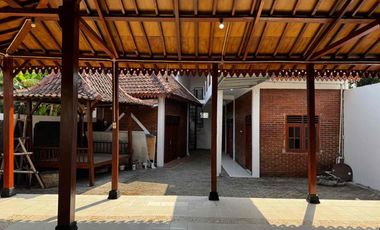 rumah joglo cantik untuk usaha kuliner di jalan utama ring road bantul kota, jogja