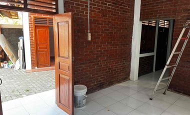 rumah joglo cantik untuk usaha kuliner di jalan utama ring road bantul kota, jogja