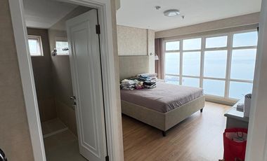 Condo GREENBAY Sea view