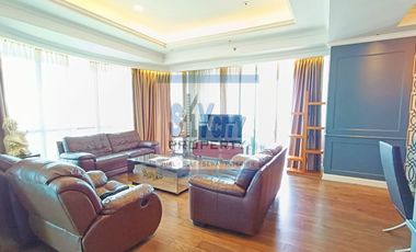 DISEWAKAN APARTEMEN ST MORITZ TOWER PRESIDENTIAL 4 BR FULL FURNISHED MEWAH BEST VIEW