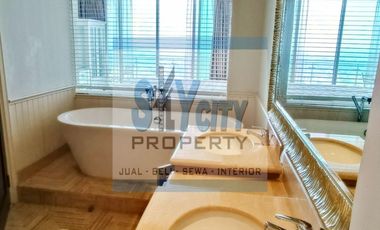 DISEWAKAN APARTEMEN ST MORITZ TOWER PRESIDENTIAL 4 BR FULL FURNISHED MEWAH BEST VIEW