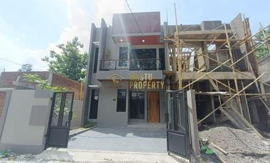 RUMAH SIAP HUNI DI CLUSTER WIDODOMARTANI NGEMPLAK SLEMAN DEKAT PASAR JANGKANG