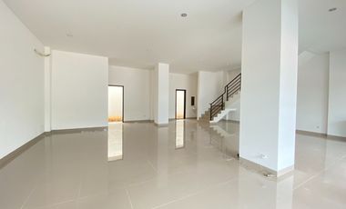 Ruko Conifera 3lt 10x15 150m Metland Menteng Cakung Jakarta Timur