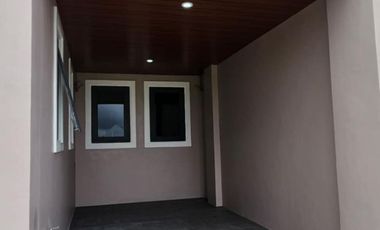 House & Lot For Sale in Royal Villas Subd-MC