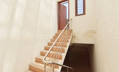 3 Floor Shophouse in Cianjur City Center Suitable for Business