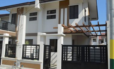 House and Lot for Sale at Collin Ville in Kawit Cavite along Centennial Road across  S & R Kawit and Ayala Malls Evo City