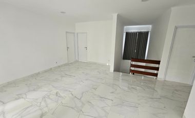 Sewa Rumah Menteng dalam