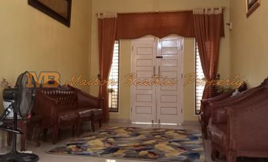 RUMAH FULL FURNISHED DI BAMBU KUNING TENAYAN RAYA - PEKANBARU