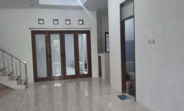 Jual Cepat! Rumah Nyaman Dengan Kondisi Serba Terawat Di Pasadena, Bandung