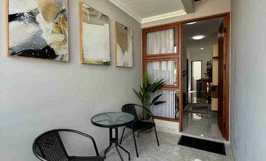 DI JUAL RUMAH  DI CLUSTER EKSKLUSIF DALAM RINGROAD DEKAT JALAN RAYA GEDONG KUNING.