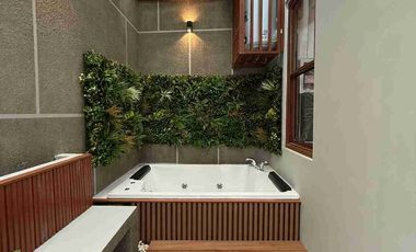 DI JUAL RUMAH  DI CLUSTER EKSKLUSIF DALAM RINGROAD DEKAT JALAN RAYA GEDONG KUNING.