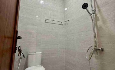 DI JUAL RUMAH  DI CLUSTER EKSKLUSIF DALAM RINGROAD DEKAT JALAN RAYA GEDONG KUNING.