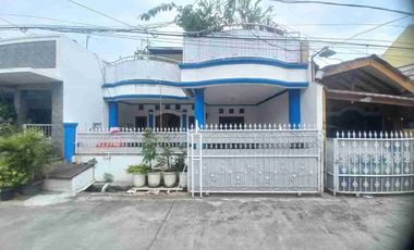 Rumah 2 Lantai Huni dekat Summarecon Bekasi dan Stasiun Kreta di Bekasi Utara