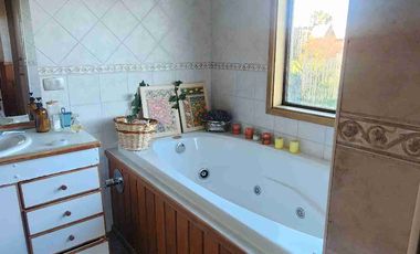 🏡Hermosa y amplia propiedad en venta - Sector Isla Teja