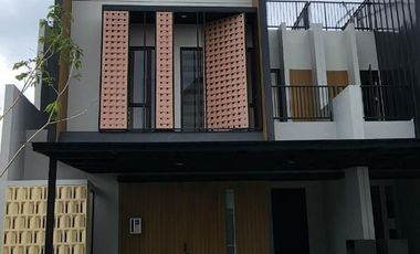 Disewa Rumah Siap Huni Di Cluster Mahakam Signature JGC Jakarta Timur