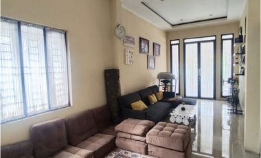 Di Jual Rumah Cantik Terawat di Setra Dago Antapani Bandung Full Furnish