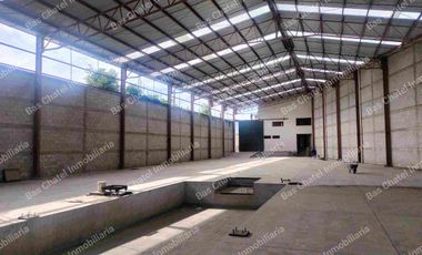 Nave industrial Nueva con Andén y Oficinas 1800 M2