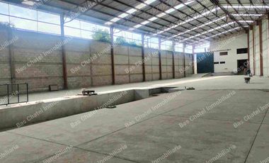 Nave industrial Nueva con Andén y Oficinas 1800 M2