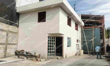 Nave industrial Nueva con Andén y Oficinas 1800 M2