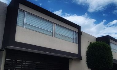 Casa en venta conjunto privado Mirasierra Valle de los Chillos