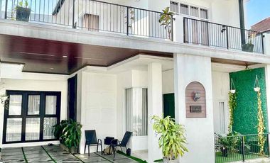 Rumah Nuansa Minimalis Luxury
