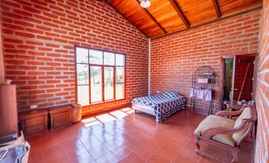 Casa de campo en Nono | Naturaleza e inversión inteligente