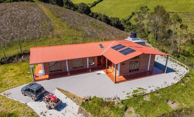 Casa de campo en Nono | Naturaleza e inversión inteligente