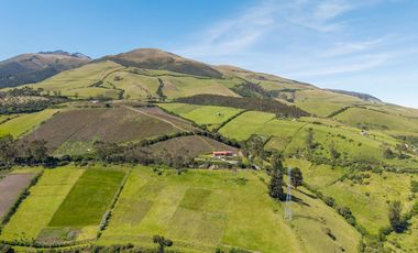 Casa de campo en Nono | Naturaleza e inversión inteligente