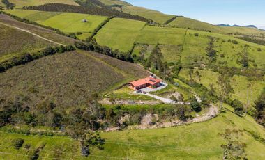 Casa de campo en Nono | Naturaleza e inversión inteligente