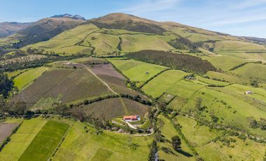 Casa de campo en Nono | Naturaleza e inversión inteligente