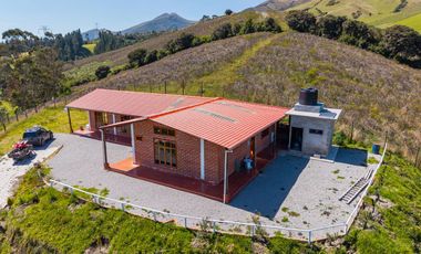 Casa de campo en Nono | Naturaleza e inversión inteligente