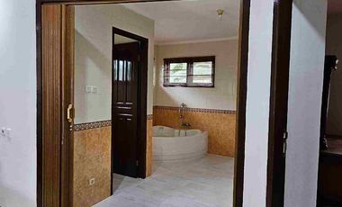 DIJUAL RUMAH BESAR CLASSIC WIKA