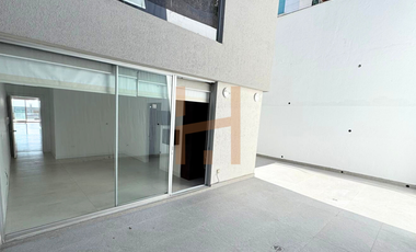 Departamento de renta en Cumbayá Urbanización Vista Grande, 2 dorms con baño, 70m2 de terraza.