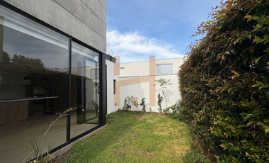 Casa de renta en Pifo, por Estrenar, Zona Residencial, Cerca a La Ruta Viva, Mine School, Conjunto cerrado.