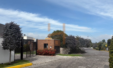 Casa de renta en Pifo, por Estrenar, Zona Residencial, Cerca a La Ruta Viva, Mine School, Conjunto cerrado.