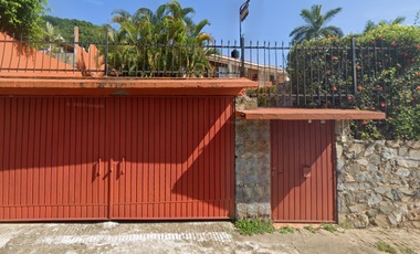 CASA EN VENTA EN PASEO DE LAS GOLONDRINAS, IXTAPA ZIHUATANEJO, GUERRERO