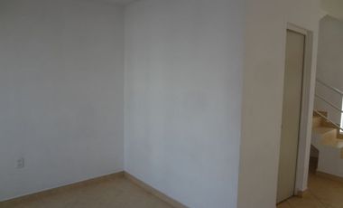 Casa en Renta, Fraccionamiento Residencial San Miguel en Tlajomulco de Zúñiga, Jalisco.