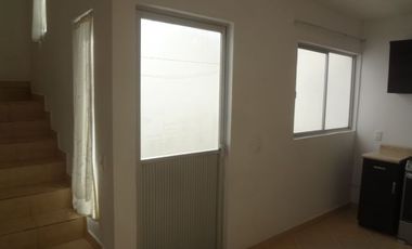 Casa en Renta, Fraccionamiento Residencial San Miguel en Tlajomulco de Zúñiga, Jalisco.