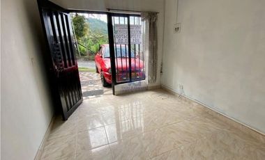 ARRIENDA APARTAESTUDIO ALCAZARES