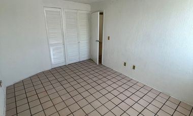 Casa en Renta; Fraccionamiento Colomos Providencia en Guadalajara, Jalisco.