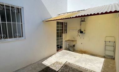 Casa en Renta; Fraccionamiento Colomos Providencia en Guadalajara, Jalisco.