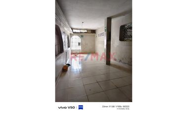 Venta De Casa Tres Pisos De Calle A Calle Para Proyeccion De Negocio - Talara//ID: 1167351