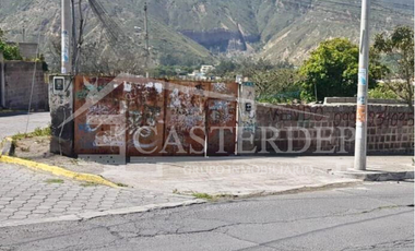 Venta de terreno en la Av. Equinocial, Mitad del mundo