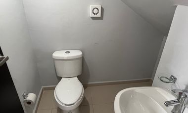 Casa en renta en Bello Amanecer Residencial Guadalupe a un lado de FINSA GPE