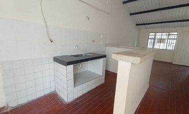 ARRIENDO CASA BIRRIO MINUTOS DE DIOS