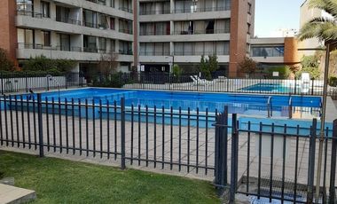 Departamento con Terraza, metro Sta Lucía.