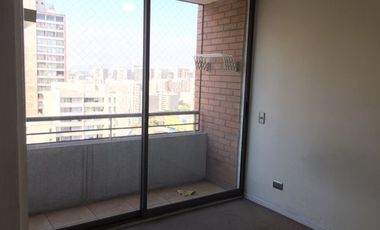 Departamento con Terraza, metro Sta Lucía.