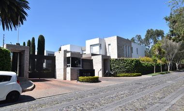 Casa de venta en Urbanización La Viña, Tumbaco, Ecuador.